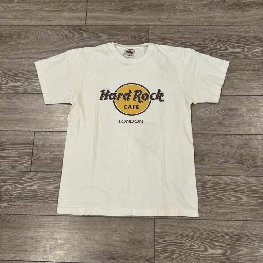 Hard Rock Cafe London T Shirt Medium Cream Logo Graphic Tee 100% Cotton‎ Y2K